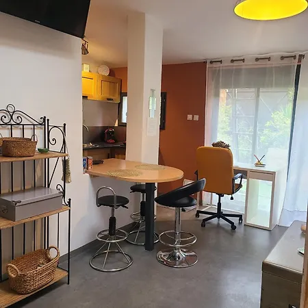 Apartment Le Jardin De Mimi